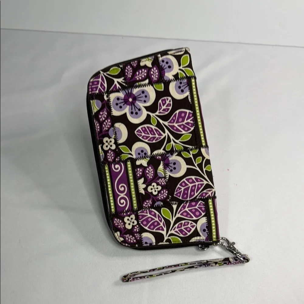 Vera Bradley Multicolor Floral Wallet
